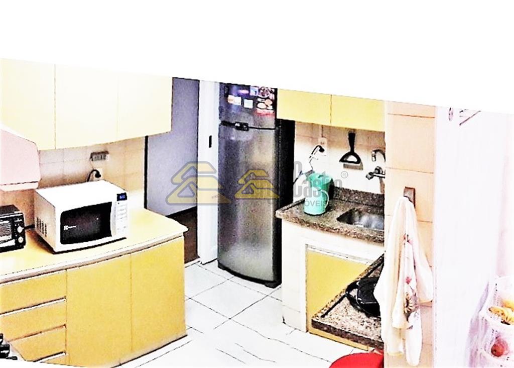 Apartamento à venda com 3 quartos, 95m² - Foto 12