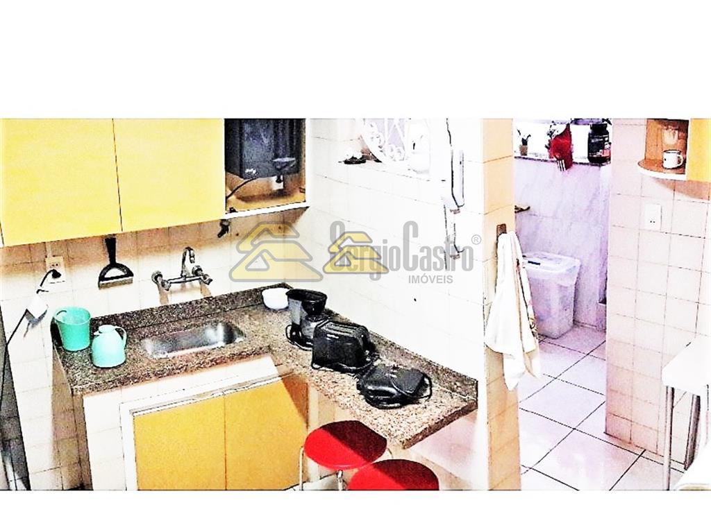 Apartamento à venda com 3 quartos, 95m² - Foto 13