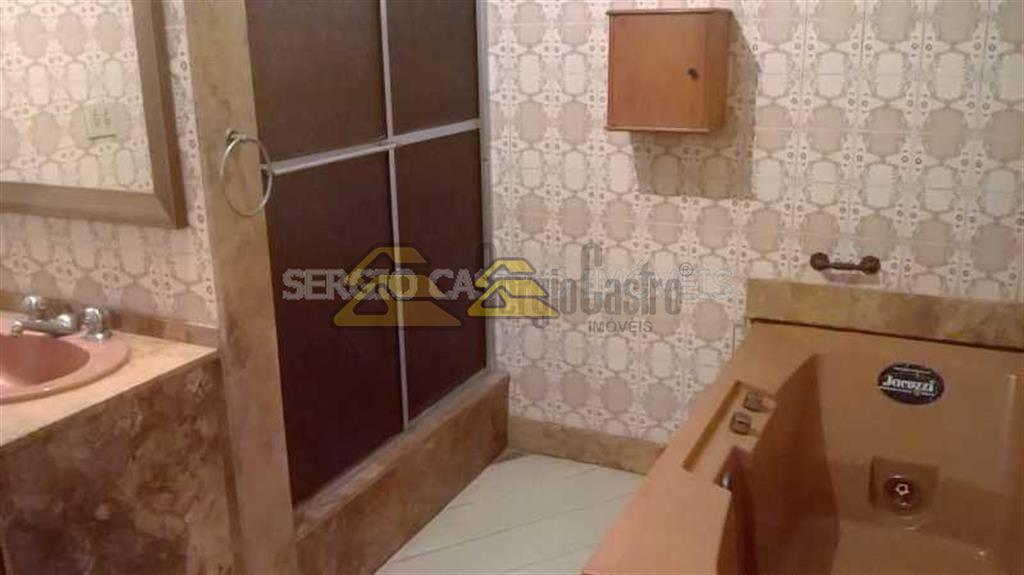 Casa à venda com 10 quartos, 948m² - Foto 17