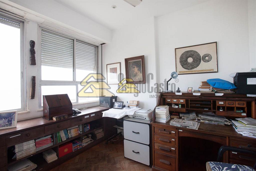 Apartamento à venda com 3 quartos, 236m² - Foto 10