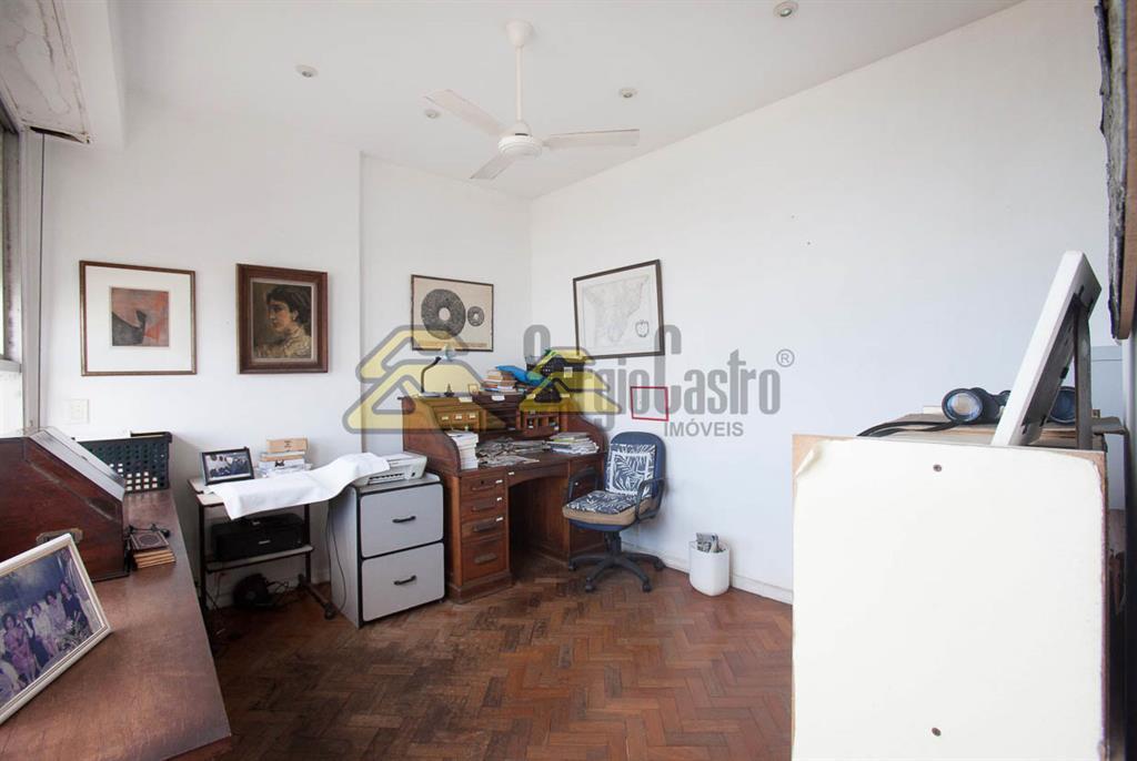 Apartamento à venda com 3 quartos, 236m² - Foto 11