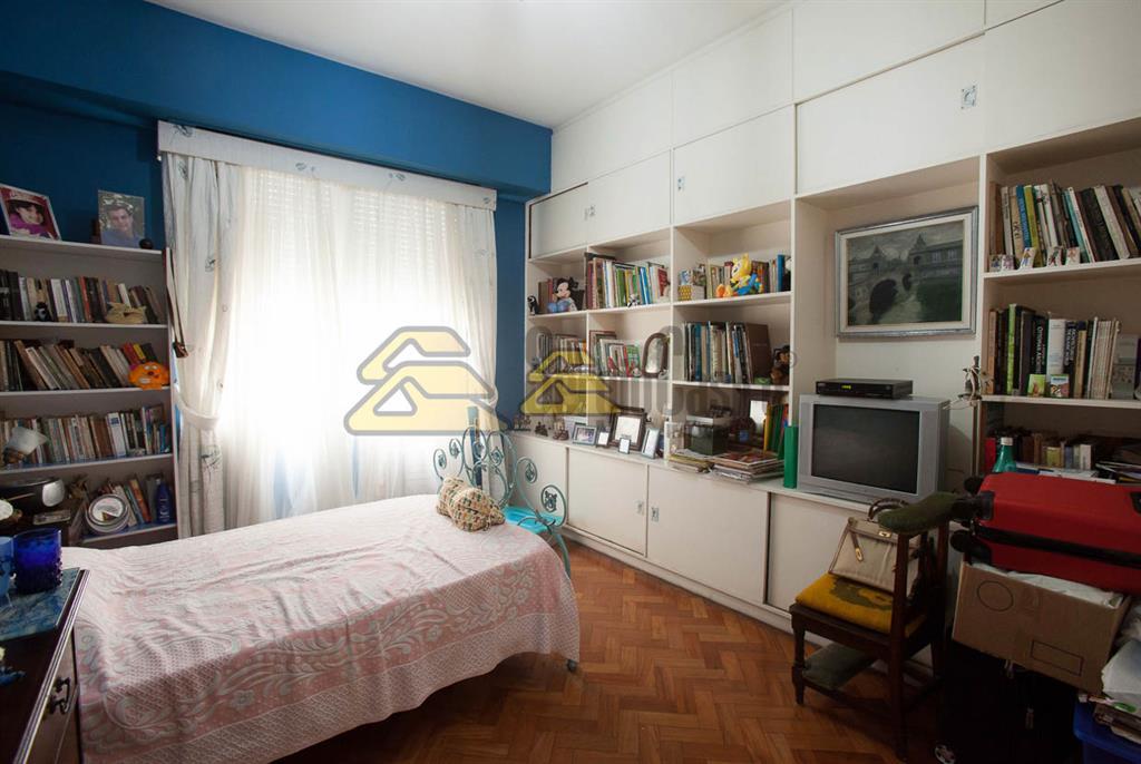 Apartamento à venda com 3 quartos, 236m² - Foto 12