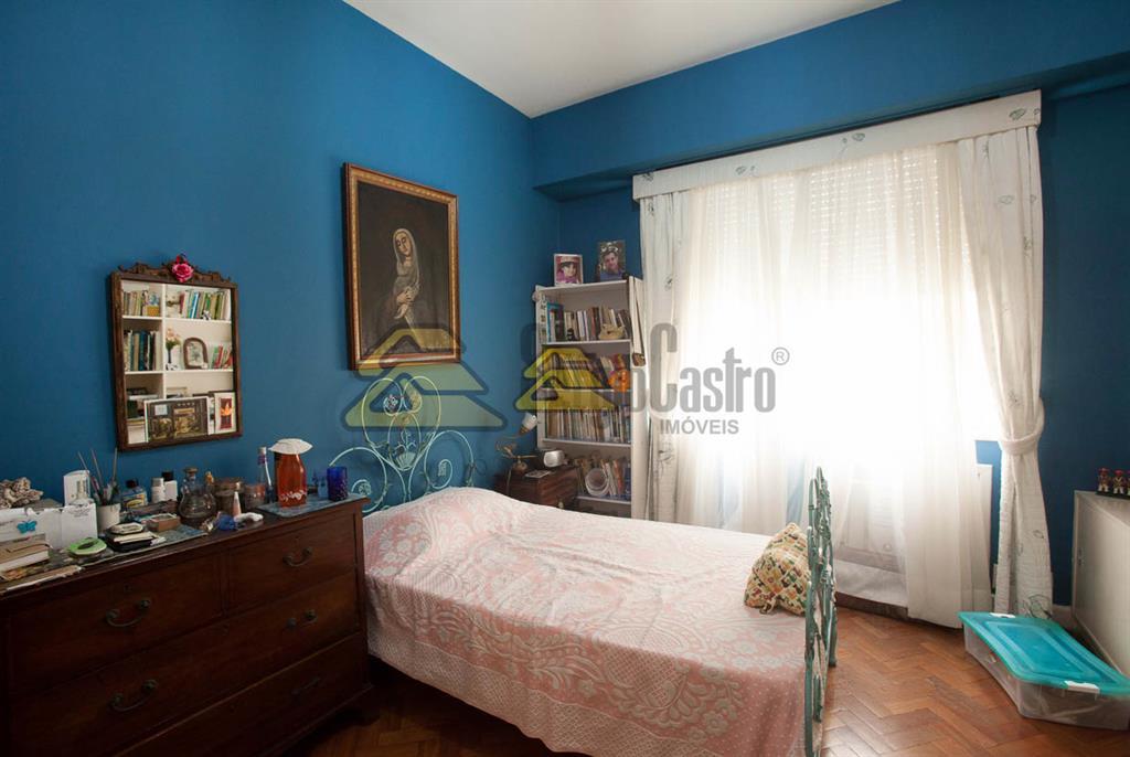 Apartamento à venda com 3 quartos, 236m² - Foto 13