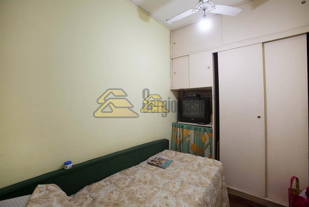 Apartamento à venda com 3 quartos, 236m² - Foto 14