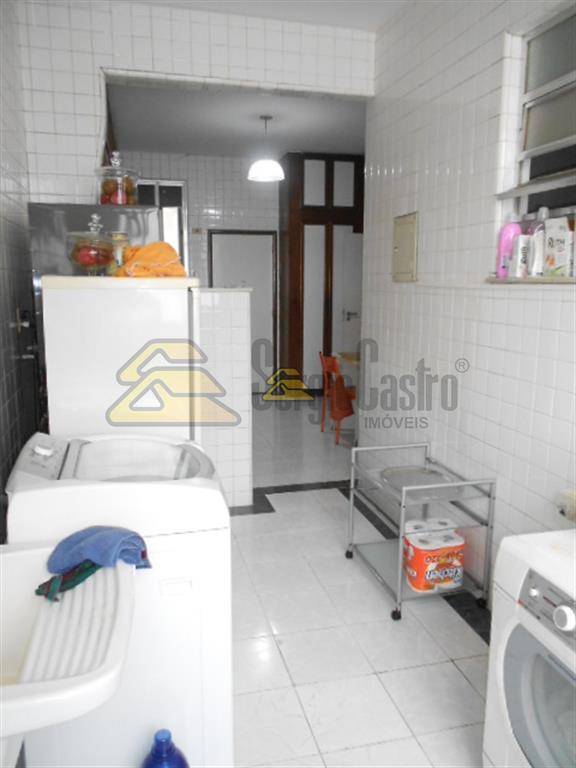 Apartamento à venda com 3 quartos, 200m² - Foto 13