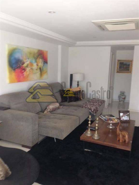 Apartamento à venda com 3 quartos, 714m² - Foto 4