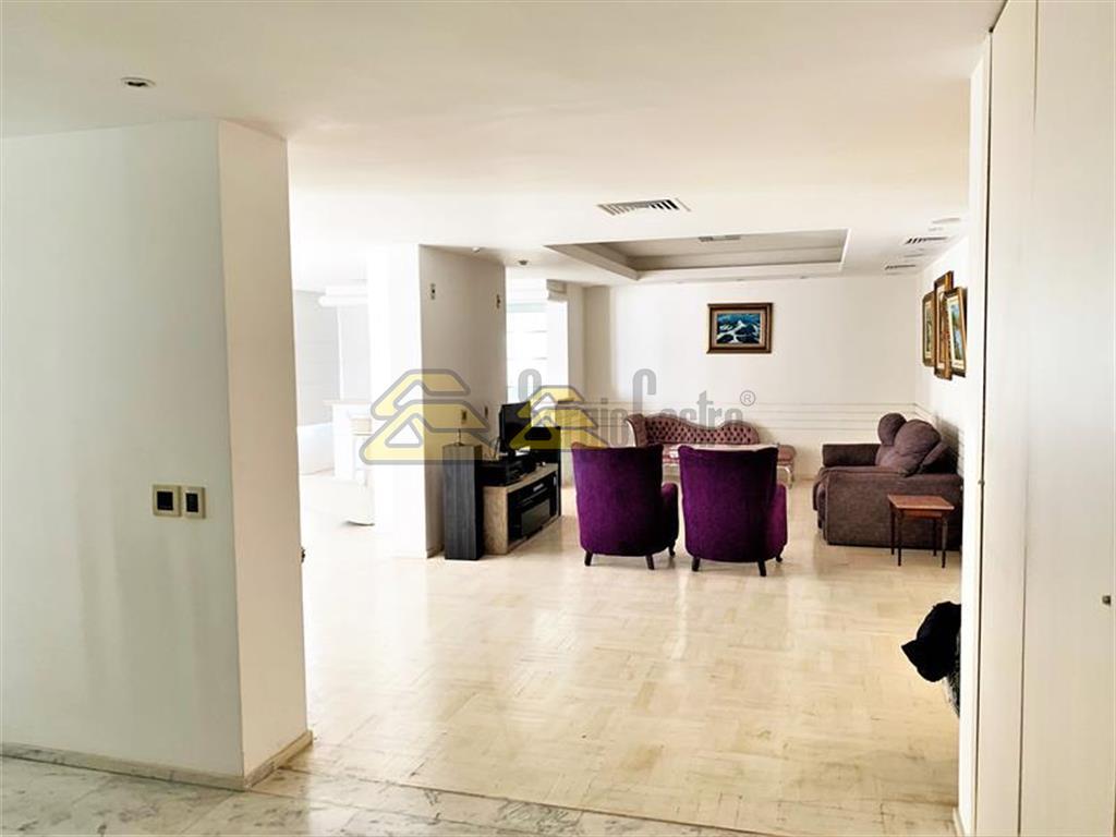 Apartamento à venda com 3 quartos, 328m² - Foto 3