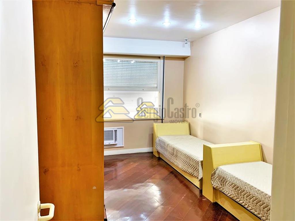 Apartamento à venda com 3 quartos, 328m² - Foto 12