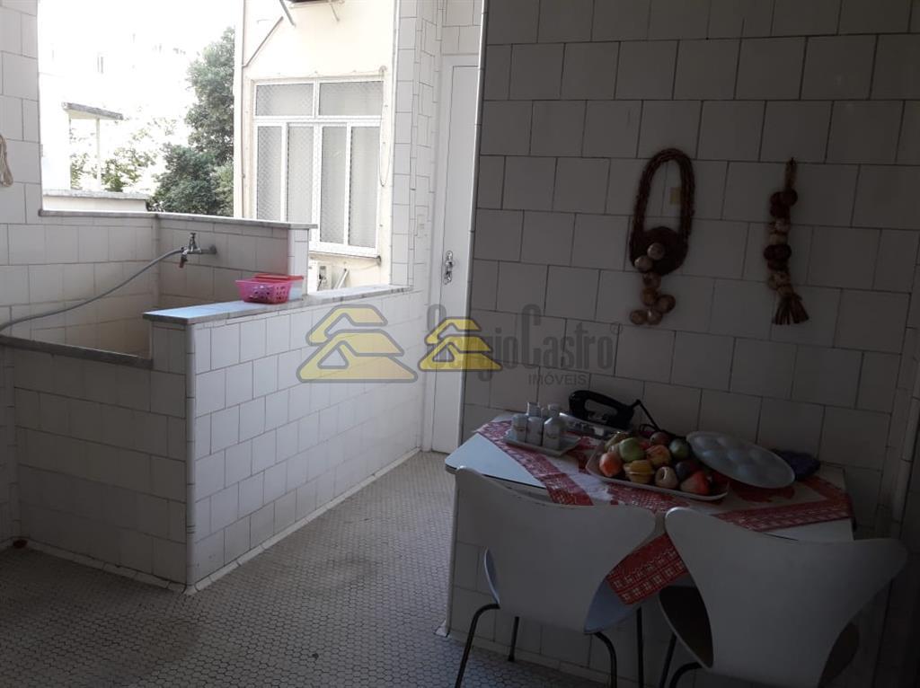 Apartamento à venda com 3 quartos, 95m² - Foto 16