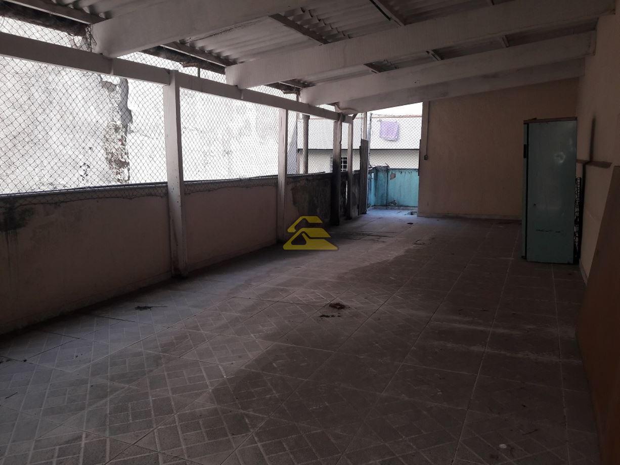 Prédio Inteiro para alugar com 18 quartos, 1206m² - Foto 8