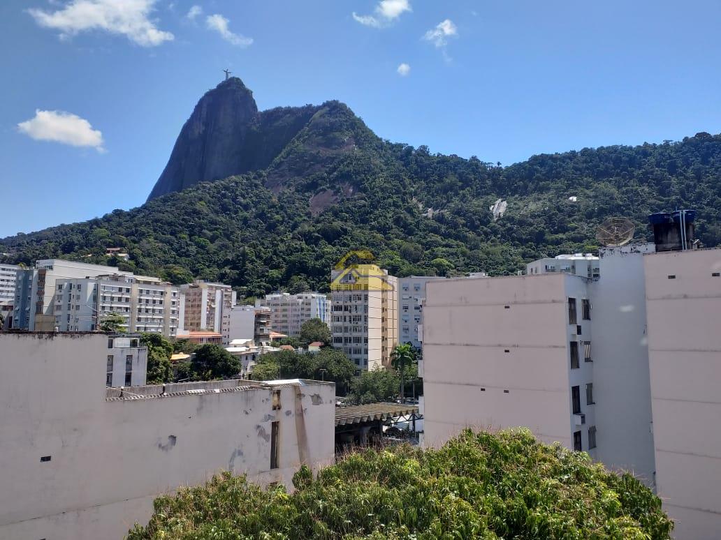 Apartamento à venda com 3 quartos, 95m² - Foto 1