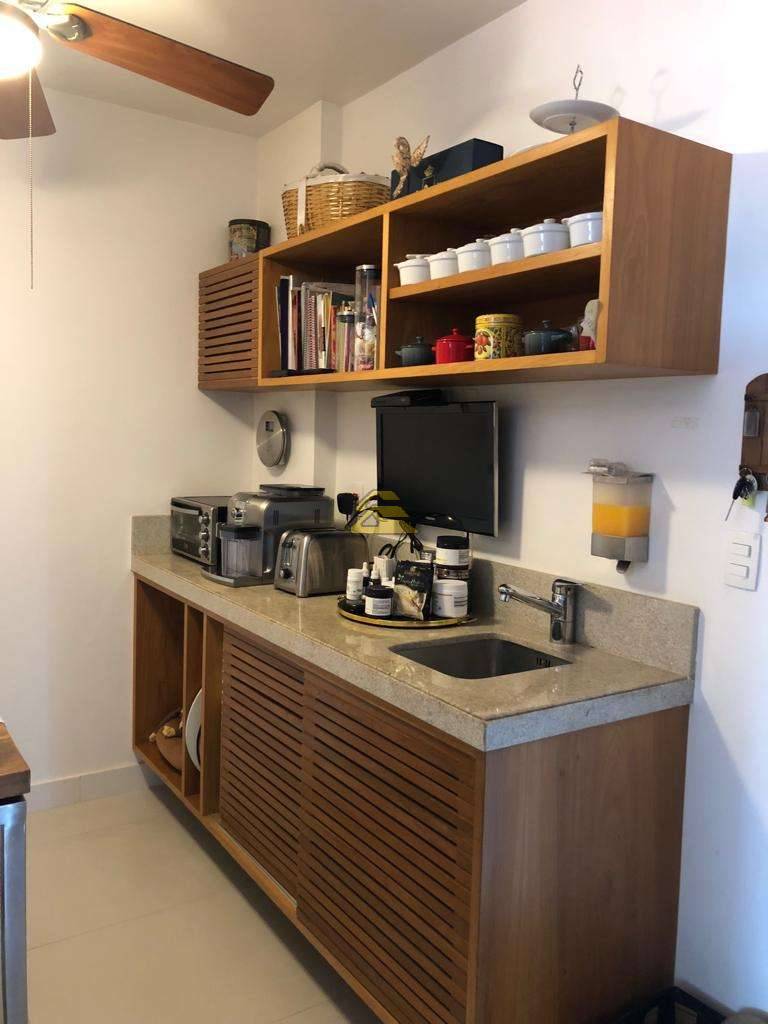 Apartamento à venda com 3 quartos, 180m² - Foto 11