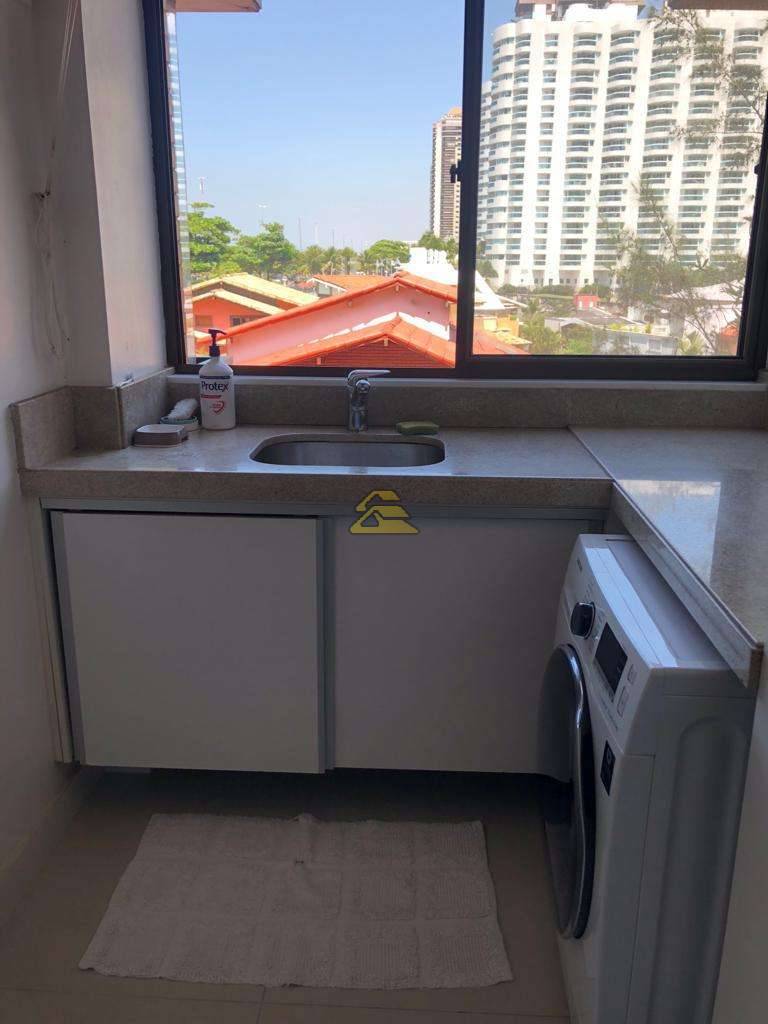 Apartamento à venda com 3 quartos, 180m² - Foto 12