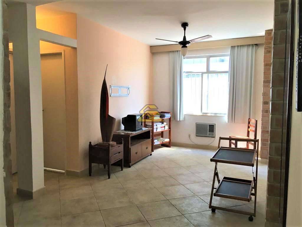 Apartamento à venda com 1 quarto, 45m² - Foto 2