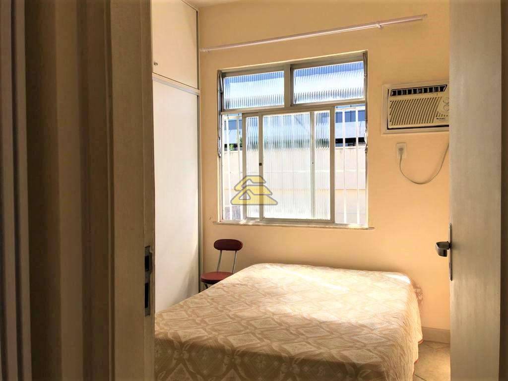 Apartamento à venda com 1 quarto, 45m² - Foto 8