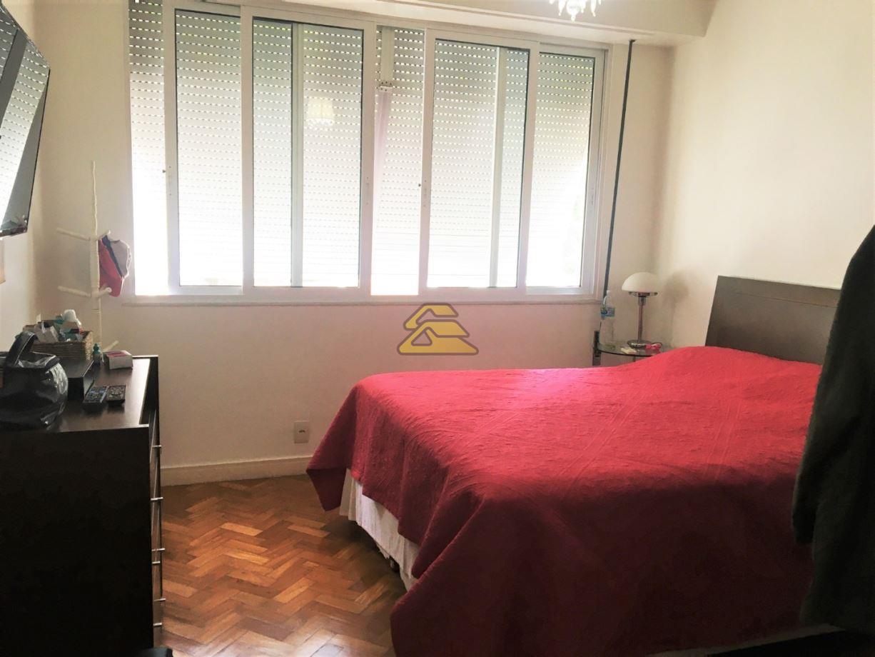 Apartamento à venda com 4 quartos, 240m² - Foto 17