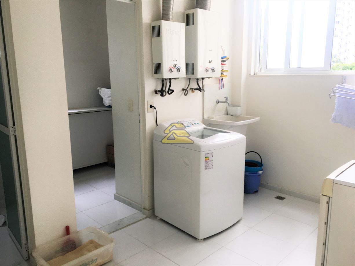 Apartamento à venda com 4 quartos, 240m² - Foto 20