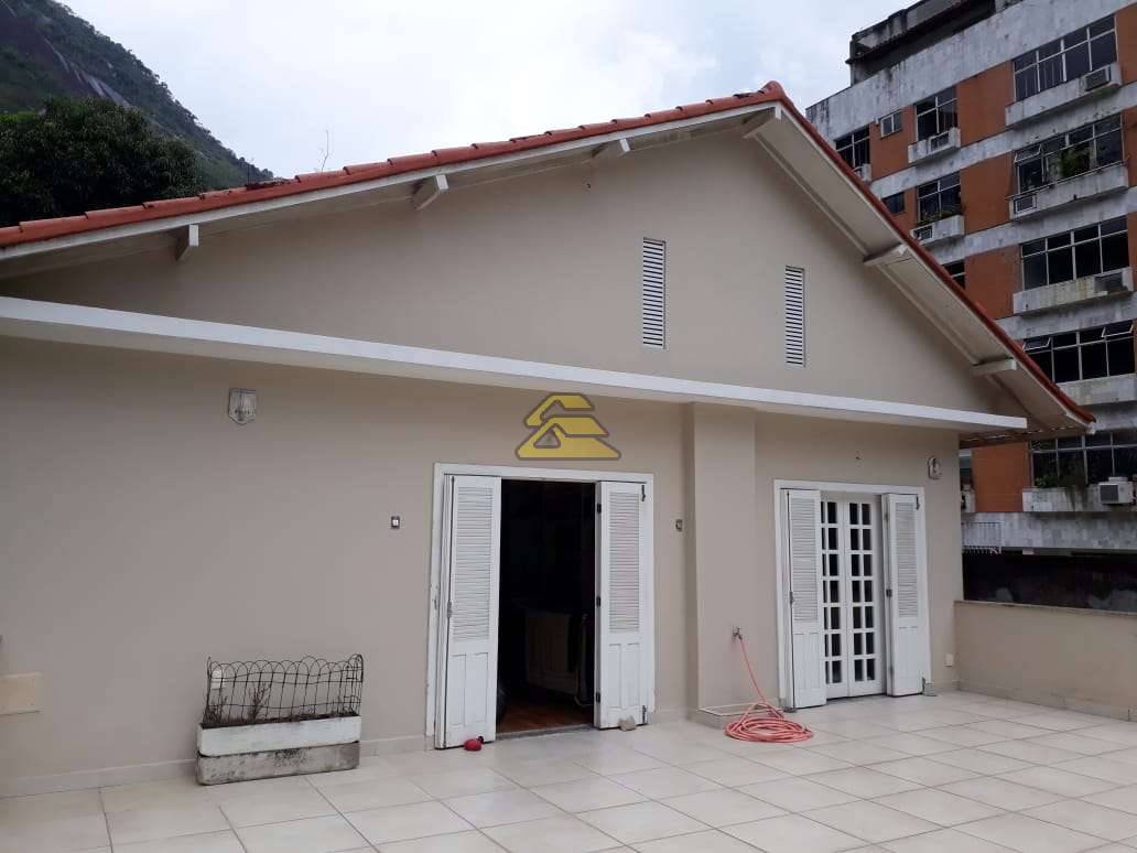 Casa à venda com 4 quartos, 400m² - Foto 12