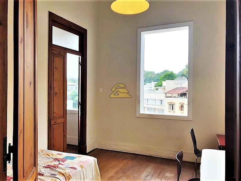 Casa à venda com 9 quartos, 127m² - Foto 19