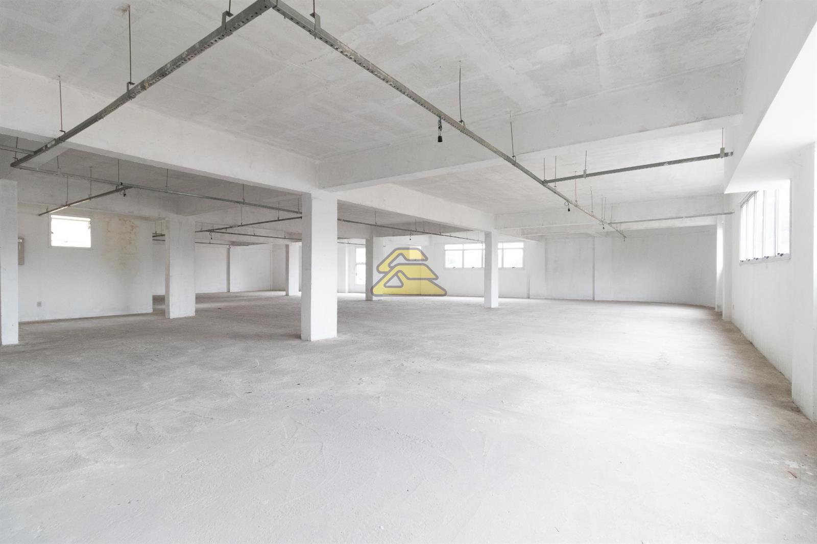 Prédio Inteiro à venda, 2193m² - Foto 2