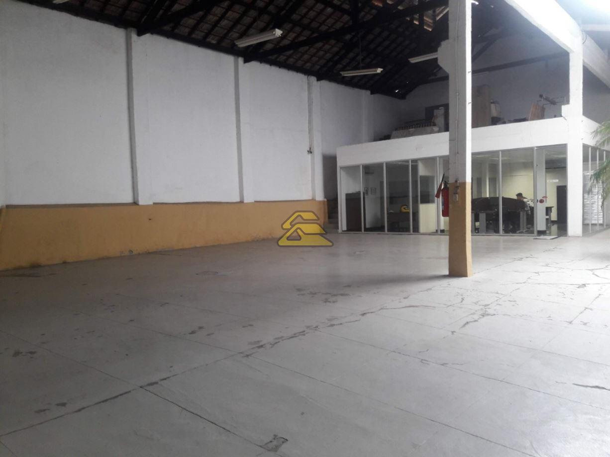 Prédio Inteiro à venda, 2100m² - Foto 16