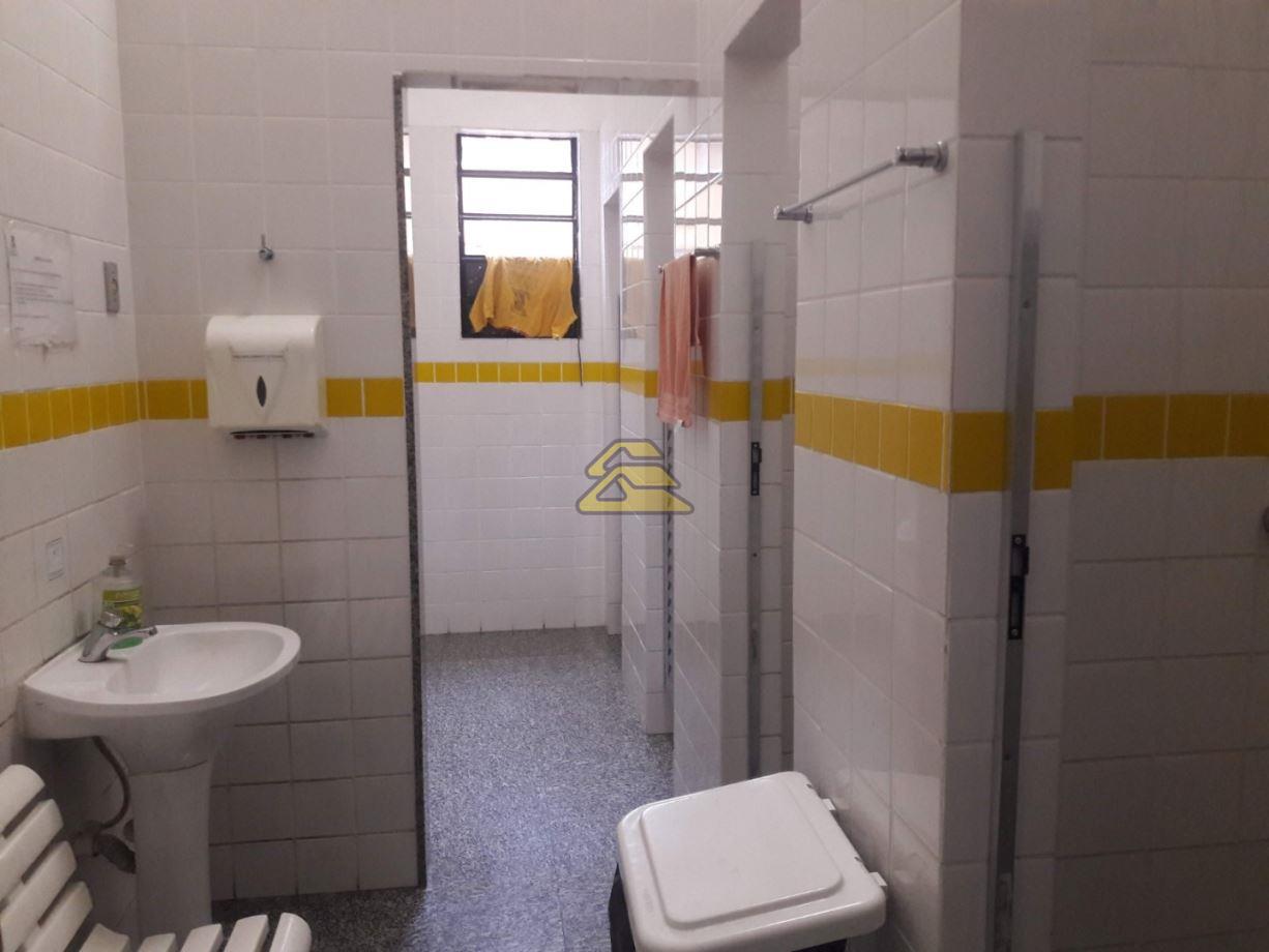 Prédio Inteiro à venda, 2100m² - Foto 17