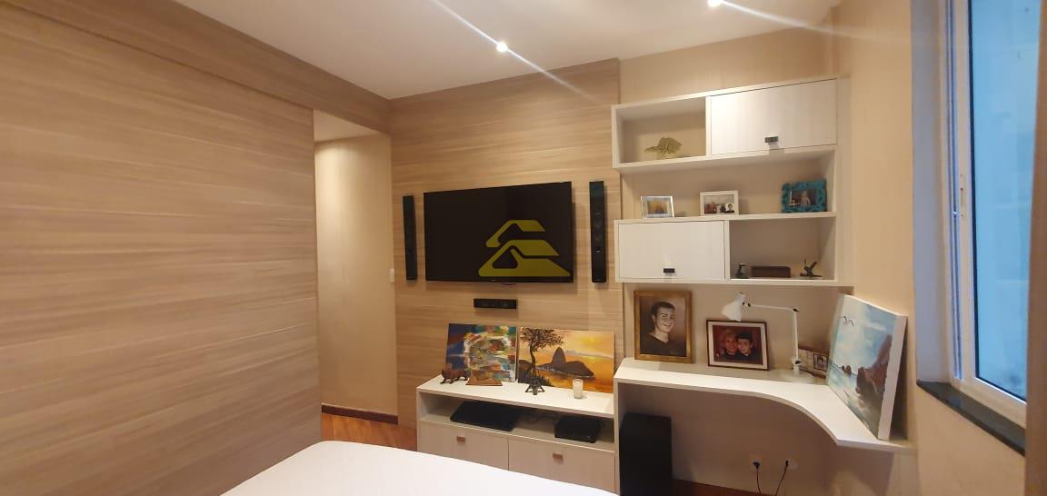 Apartamento à venda com 5 quartos, 287m² - Foto 17