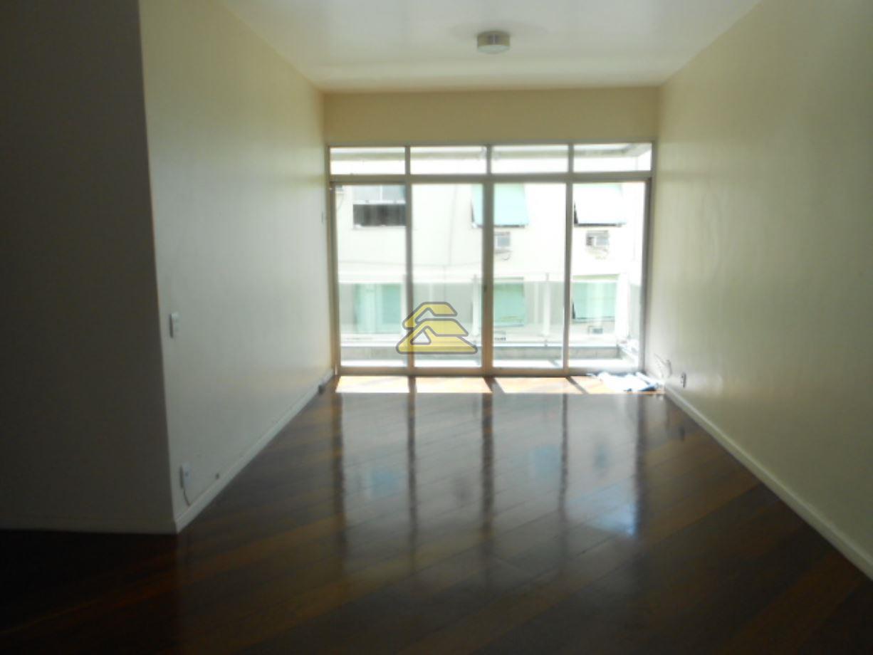 Apartamento à venda com 3 quartos, 125m² - Foto 1