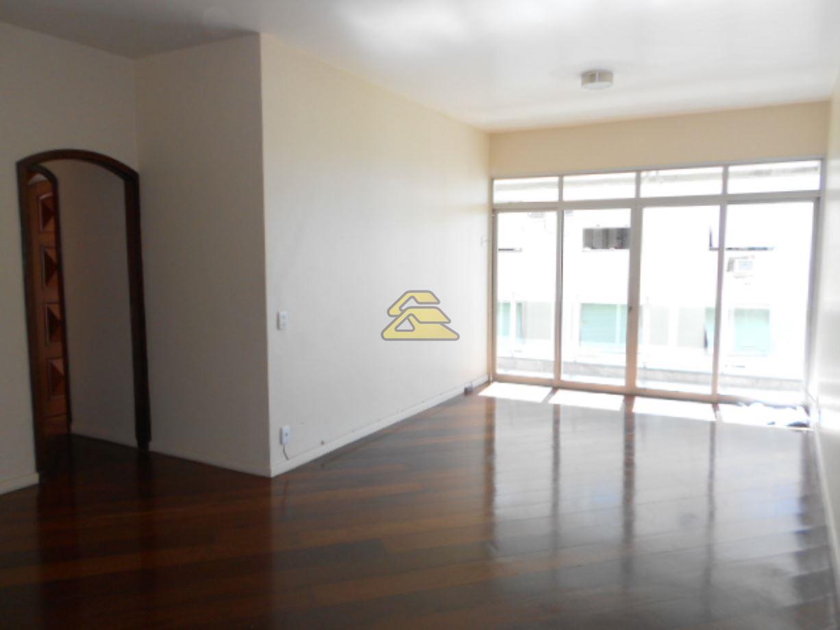 Apartamento à venda com 3 quartos, 125m² - Foto 3