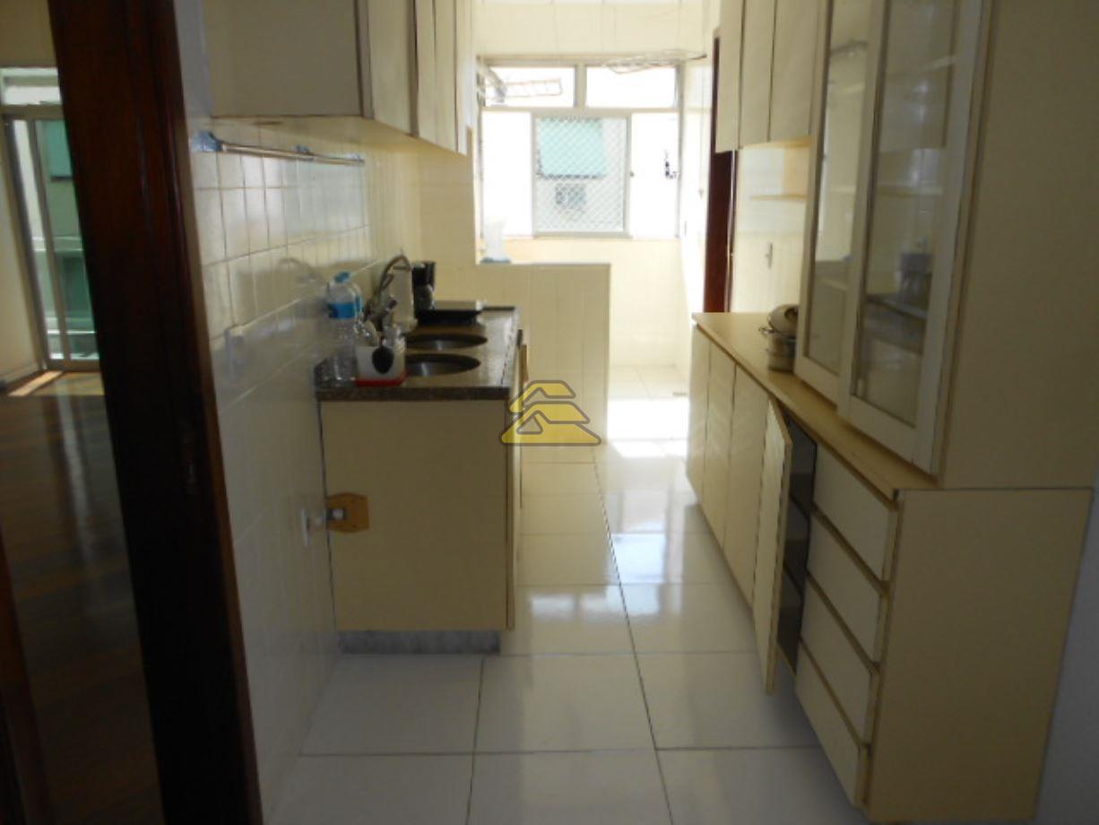 Apartamento à venda com 3 quartos, 125m² - Foto 16