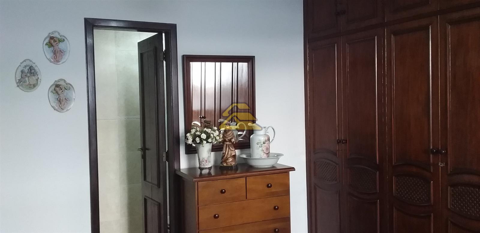 Apartamento à venda com 3 quartos, 167m² - Foto 11