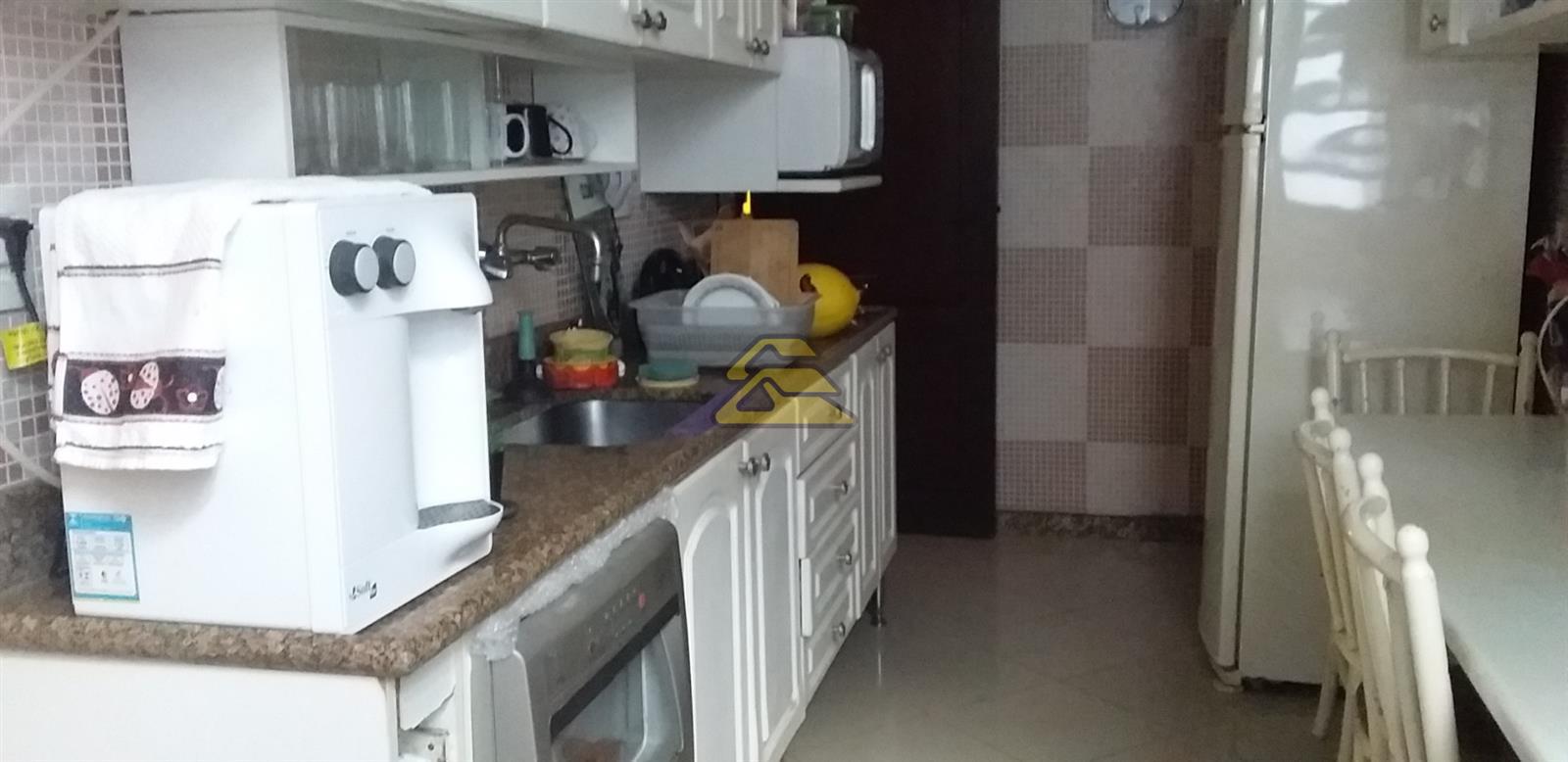 Apartamento à venda com 3 quartos, 167m² - Foto 18