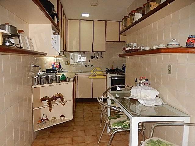 Apartamento à venda com 2 quartos, 103m² - Foto 17