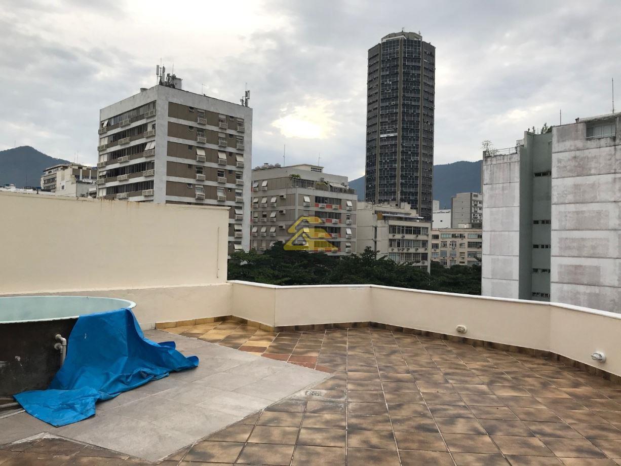 Cobertura à venda com 3 quartos, 228m² - Foto 16