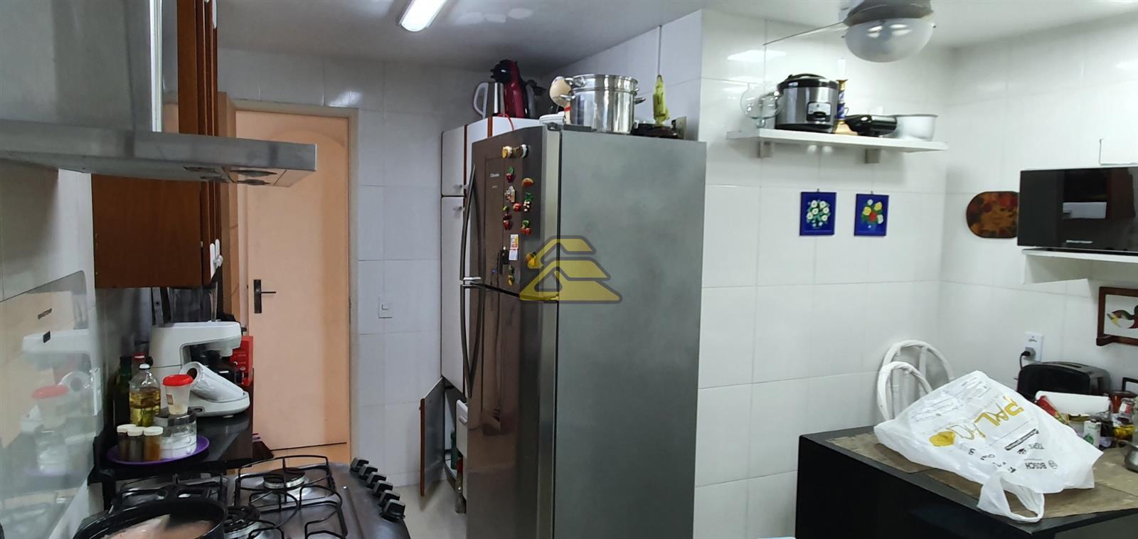 Apartamento à venda com 4 quartos, 168m² - Foto 24