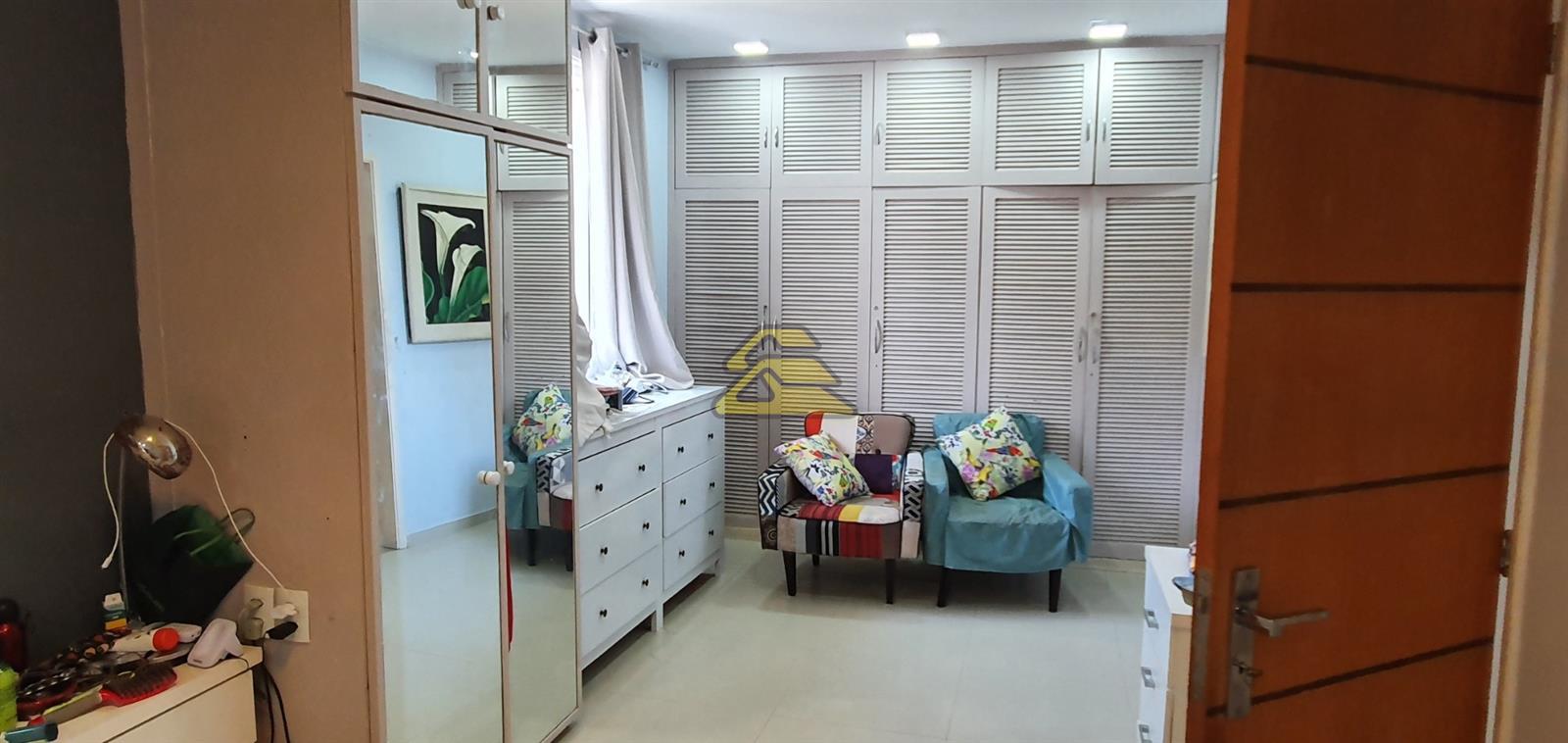 Apartamento à venda com 4 quartos, 168m² - Foto 17