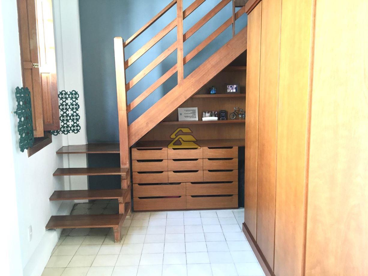 Casa à venda com 4 quartos, 129m² - Foto 17