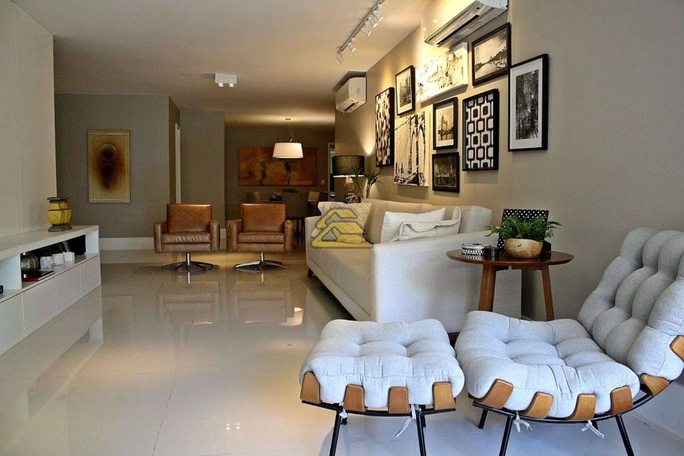 Apartamento à venda com 4 quartos, 221m² - Foto 1