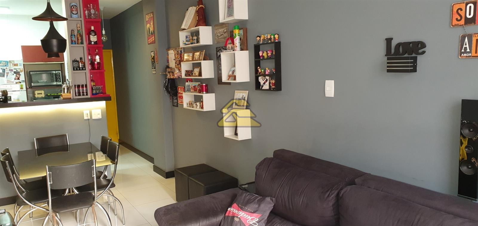 Apartamento à venda com 3 quartos, 103m² - Foto 4