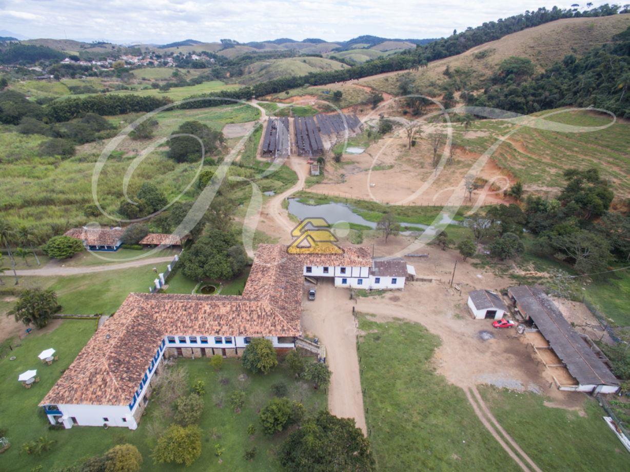 Fazenda à venda com 9 quartos, 242000m² - Foto 19