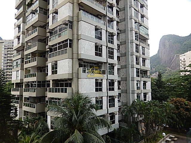 Apartamento à venda com 4 quartos, 166m² - Foto 6