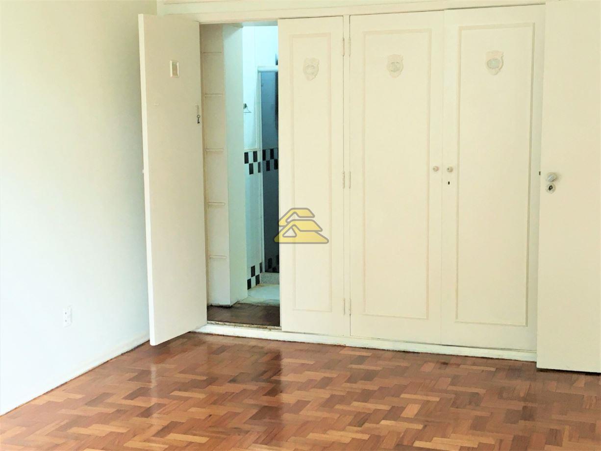 Apartamento à venda com 3 quartos, 132m² - Foto 11