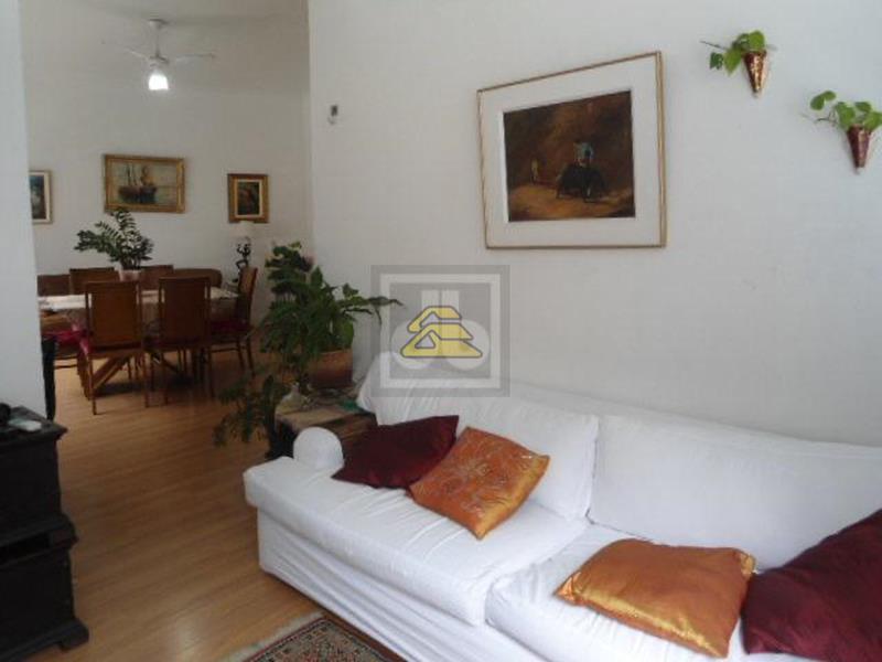 Apartamento à venda com 3 quartos, 95m² - Foto 8