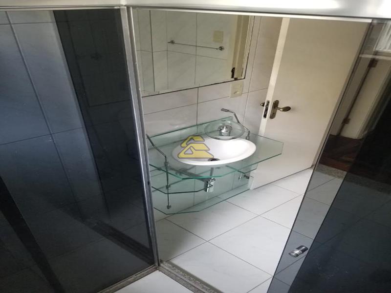 Apartamento à venda com 3 quartos, 95m² - Foto 16