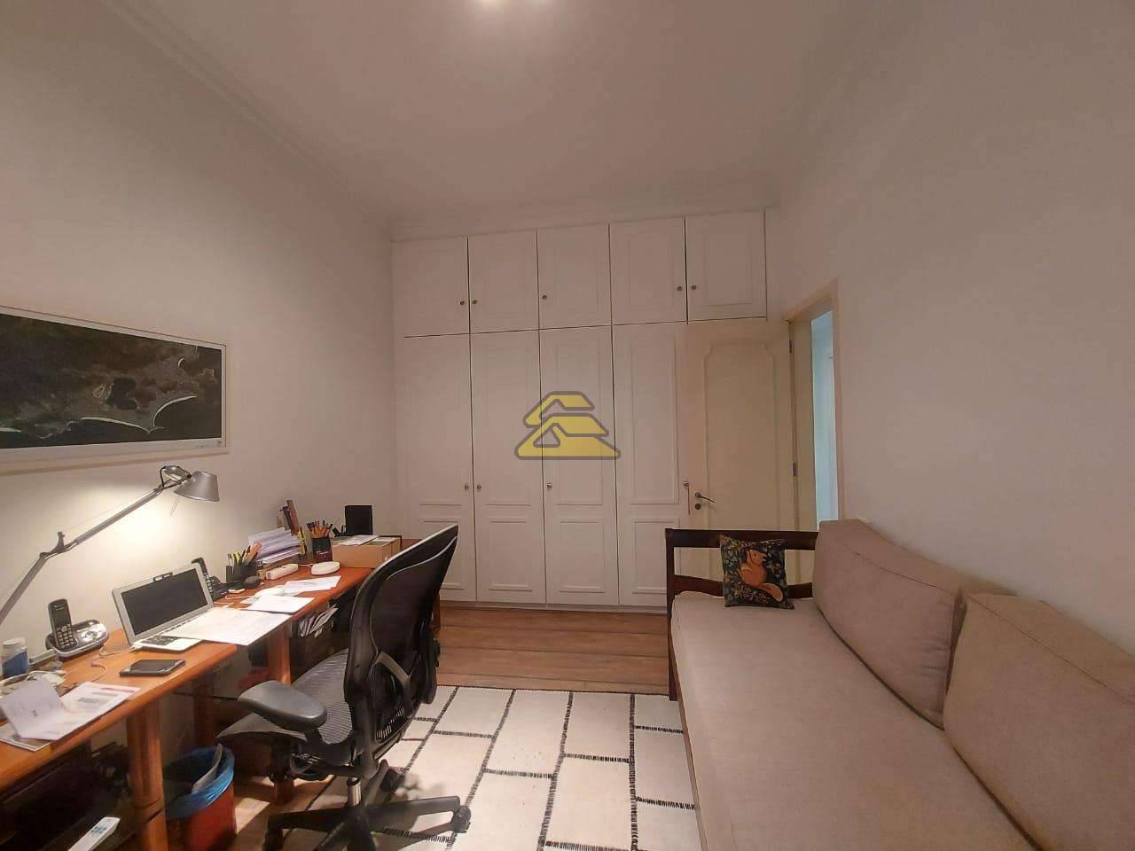 Apartamento à venda com 4 quartos, 232m² - Foto 18