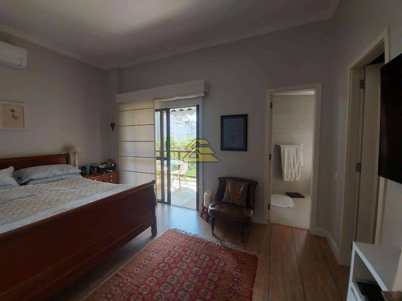 Apartamento à venda com 4 quartos, 232m² - Foto 11