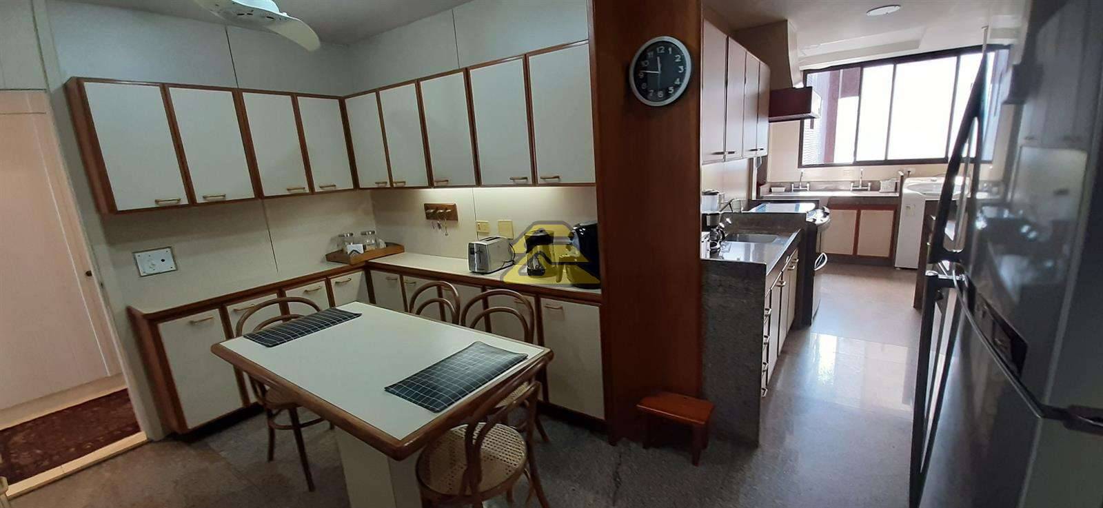 Apartamento à venda com 5 quartos, 345m² - Foto 15