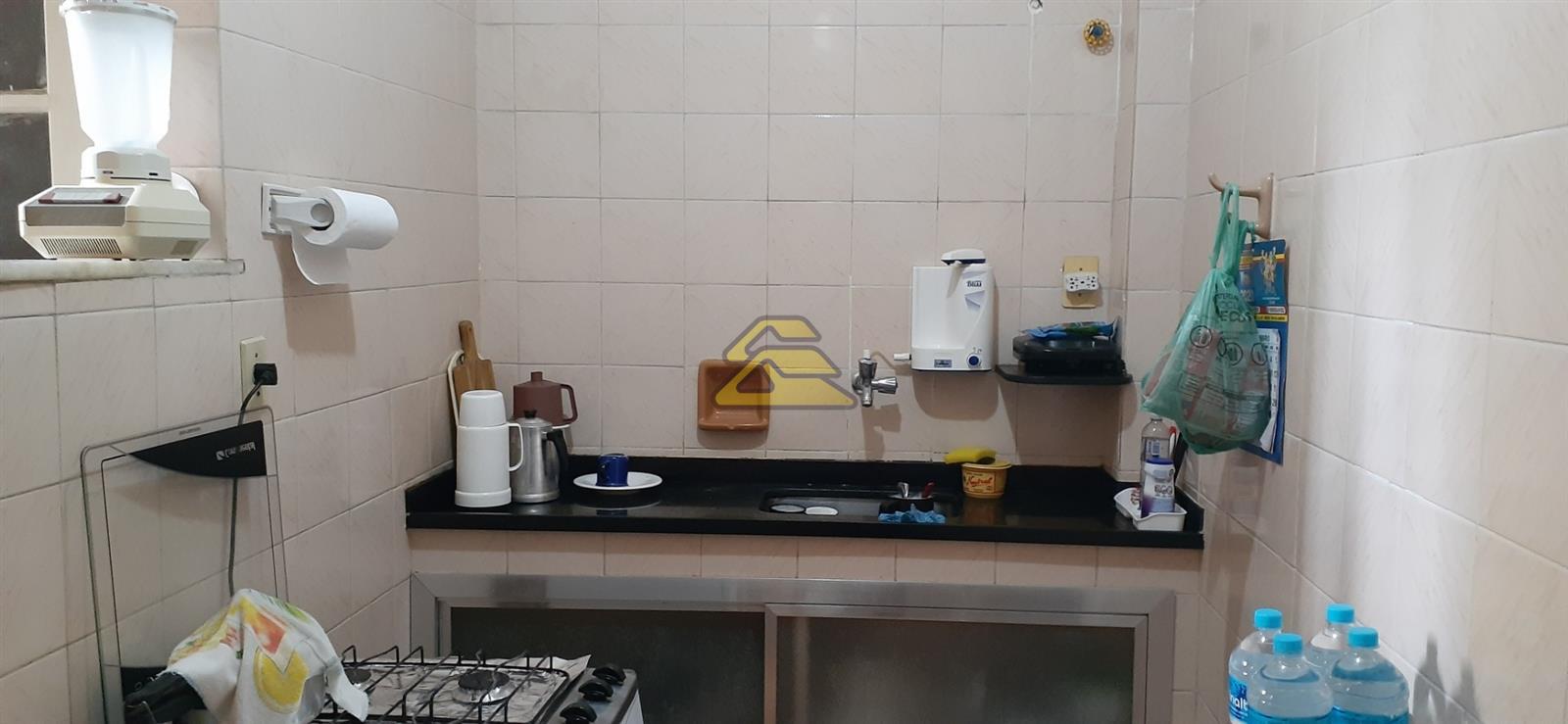 Apartamento à venda com 1 quarto, 50m² - Foto 12