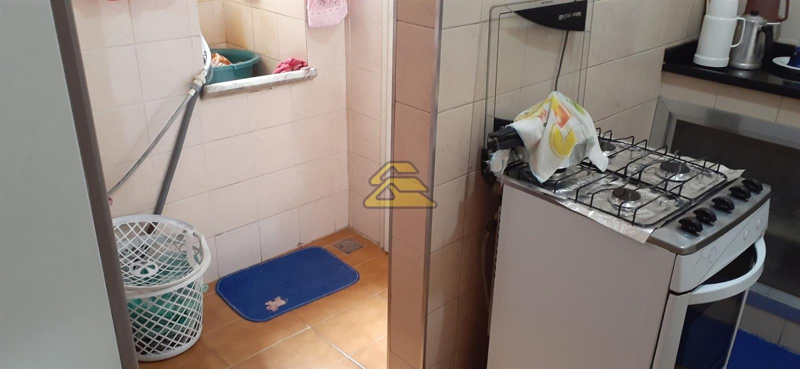 Apartamento à venda com 1 quarto, 50m² - Foto 13