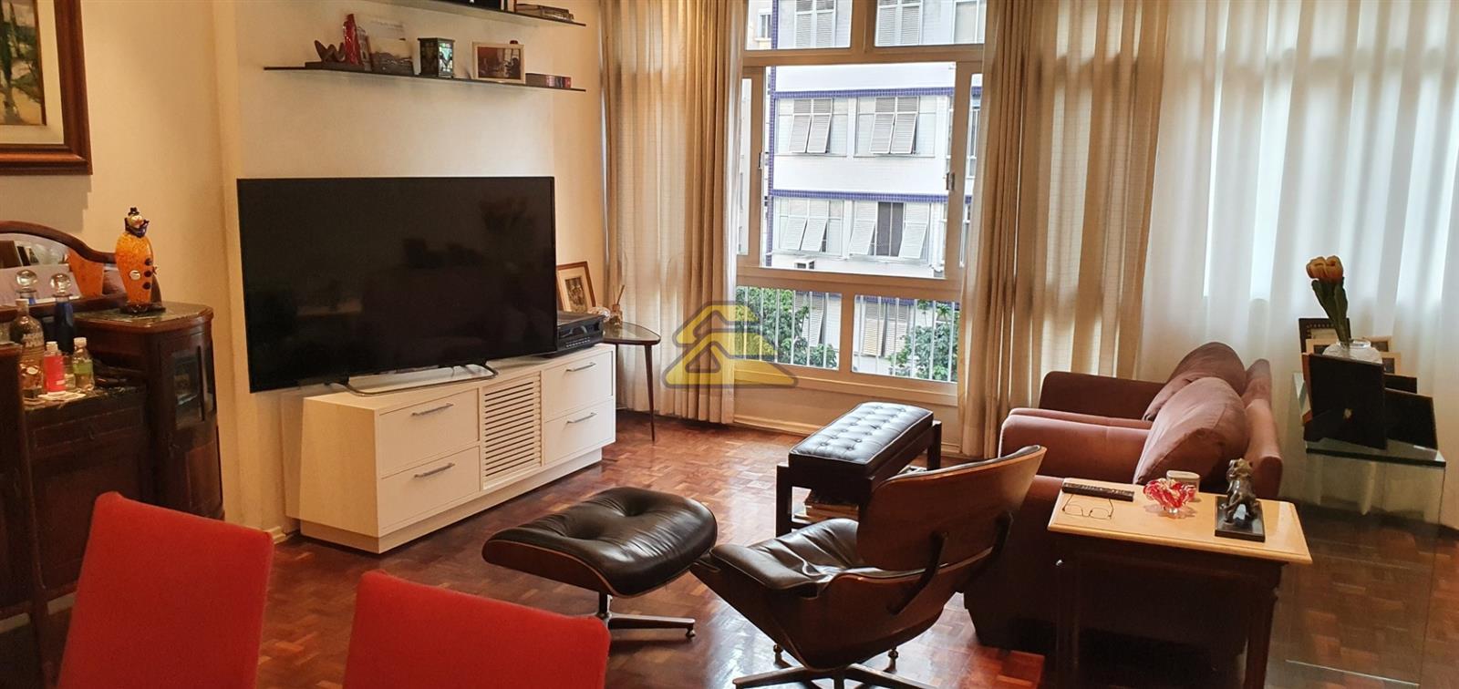 Apartamento à venda com 3 quartos, 120m² - Foto 1